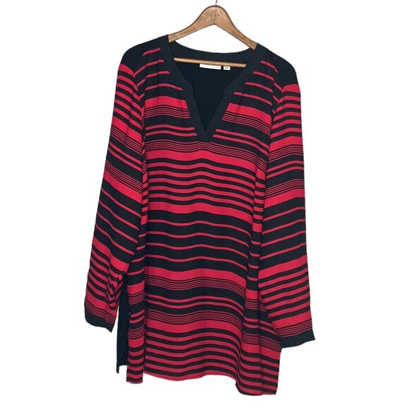 Susan Graver Size 1X Red Black Striped Chiffon Front Knit Back V-Neck Top‎ Plus - Picture 1 of 4